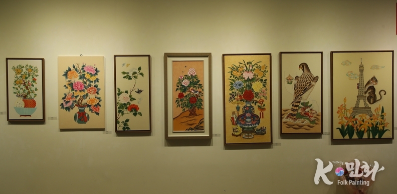 K-Folk Painting works displayed at the Korea-Belarus 32nd Anniversary of Diplomatic Relations Cultural and Art Exchange Exhibition held in July, 2024.